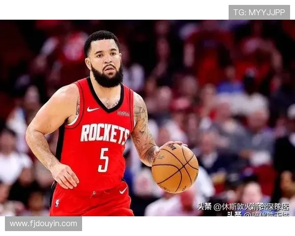 范弗里特与火箭达成两年5000万美元续约协议 继续引领球队新篇章 范弗里特与火箭达成两年5000万美元续约协议 继续引领球队新篇章