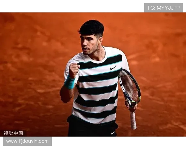 德约科维奇鏖战三盘逆转塔比洛强势挺进ATP雅典站男单八强 德约科维奇鏖战三盘逆转塔比洛强势挺进ATP雅典站男单八强